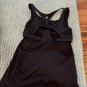 Lululemon sports bra shirt